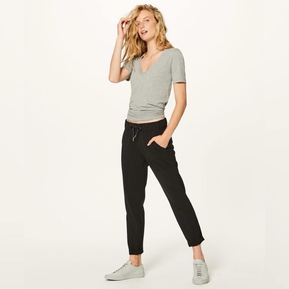 Lululemon On The Fly Pant. Size 6
